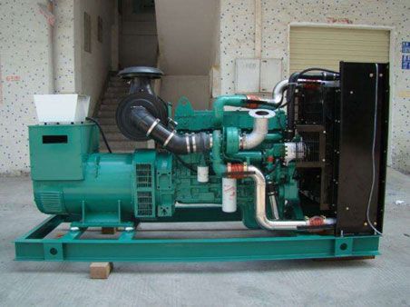 新龙1100kw康明斯柴油发电机组图片 新龙1100kw康明斯柴油发电机组图片